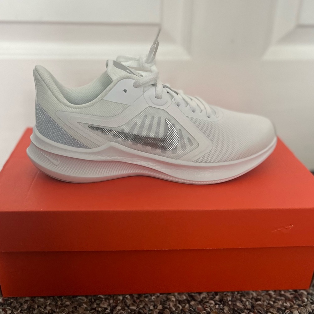 Brand new woman’s Nike Downshifter 10